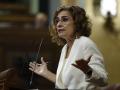 La ministra de Hacienda y vicepresidenta primera del Gobierno, María Jesús Montero, interviene desde la tribuna de oradores durante el pleno posterior a la sesión de control al Gobierno celebrada este miércoles en el Congreso.