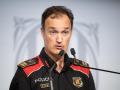 El comisario jefe de los Mossos d'Esquadra, Eduard Sallent, comparece ante la prensa para explicar el dispositivo policial en torno al expresidente de la Generalitat, Carles Puigdemont, en la Conselleria de Interior, a 9 de agosto de 2024, en Barcelona, Catalunya (España). El conseller de Interior en funciones ha afirmado durante la rueda de prensa que los Mossos d'Esquadra no esperaban "un comportamiento tan impropio", en referencia a la huida del expresidente Carles Puigdemont, y ha acusado a Junts de usar a los ciudadanos como extras de un engaño. Los Mossos d'Esquadra detuvieron ayer, 8 de agosto, a dos agentes del cuerpo por presuntamente ayudar al expresidente de la Generalitat, Carles Puigdemont, a salir tras pronunciar su discurso por la mañana.