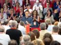 El Comité Federal de este sábado en el PSOE, lleno de caras largas