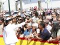 La Princesa de Asturias saluda al público en la puerta del Ayuntamiento de Marín