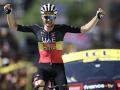 Tim Wellens celebra la victoria de etapa en Carcasona