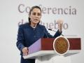 MEX8321. CIUDAD DE MÉXICO (MÉXICO), 21/07/2025.- La presidenta de México, Claudia Sheinbaum, habla durante una rueda de prensa este lunes, en Palacio Nacional, en Ciudad de México (México). Sheinbaum señaló que no hay razón para que el Gobierno de Estados Unidos imponga restricciones a aerolíneas mexicanas, especialmente a la alianza entre las compañías Aeroméxico y Delta, por considerar que el gobierno mexicano incumple con acuerdos bilaterales. EFE/ José Méndez