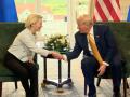 Ursula von der Leyen y el presidente de EE.UU. Donald Trump en Escocia