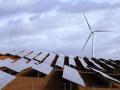 Imagen de un parque eólico y fotovoltaico de Iberdrola
