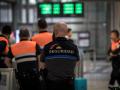Un vigilante de Sureste Seguridad en la Terminal 4 del Aeropuerto Adolfo Suárez Madrid-Barajas