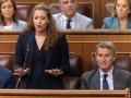 La portavoz del PP en el Congreso, Ester Muñoz, junto a Alberto Núñez Feijóo