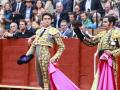 Andrés Roca Rey y Morante de la Puebla, este domingo en el último festejo de la Feria de San Miguel, en Sevilla