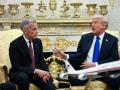 El primer ministro de Canadá Mark Carney y el presidente Donald Trump en la Casa Blanca