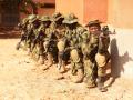 Fuerzas nigerianas durante un ataque yihadista a una aldea