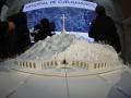 «Desde una cierta contención de gestos y contención de la geometría es capaz de enfrentarse a la monumentalidad del conjunto existente y propone una gran grieta, una sombra desde la cual se rompe la axialidad que históricamente ha gobernado dentro de la Basílica y lo plantea como un umbral, un lugar de encuentro desde el cual poder acceder a ese centro de interpretación que explicará la historia del lugar a la vez que mantiene el funcionamiento de la Basílica», ha justificado el secretario general de Agenda Urbana, Vivienda y Arquitectura.