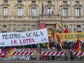 Los manifestantes trataron de impedir el estreno de temporada en La Scala de Milán