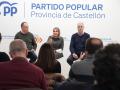 Imagen de Marta Barrachina en la reunión con los parlamentarios del PP