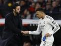 Kylian Mbappé, junto a su nuevo entrenador, Álvaro Arbeloa