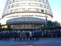 Minuto de silencio a las puertas del Tribunal Constitucional, por las víctimas de la tragedia de Adamuz