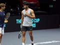 David Ferrer da indicaciones a Alcaraz en un entrenamiento en la Copa Davis