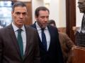 El presidente del Gobierno, Pedro Sánchez, y el ministro de Transportes, Óscar Puente