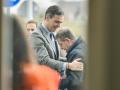 (Foto de ARCHIVO)
(I-D) El presidente del Gobierno, Pedro Sánchez, junto al presidente de Castilla-La Mancha, Emiliano García-Page, a su llegada a visitar la planta de fabricación de electrolizadores de Accelera by Cummins, a 18 de marzo de 2025, en Guadalajara, Castilla-La Mancha (España). Las instalaciones de Accelera by Cummnis, que se inauguraron a principios de octubre de 2024, están ubicadas en el polígono de El Ruiseñor. Cuentan con una superficie de 20.000 metros cuadrados, con previsión de ampliarlos a varias parcelas colindantes si crece la demanda. Desarrolla actividades de ensamblaje y prueba de sistemas de electrolizadores, y tiene capacidad para producir 500 megavatios de electrolizadores al año, con la posibilidad de ampliarla a más de 1 gigavatio.

Rafael Martín / Europa Press
18 MARZO 2025;SÁNCHEZ;VISITA;PLANTA;FABRICACIÓN;ELECTROLIZADORES;CUMMINS;ACCELERA
18/3/2025