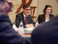 El presidente de la Generalitat, Salvador Illa, y la consejera de Economía, Alícia Romero, este viernes