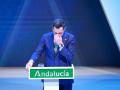 El presidente de la Junta de Andalucía, Juanma Moreno, llora al recordar a las víctimas de Adamuz