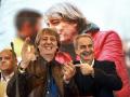 El candidato a la Presidencia de la Junta de Castilla y León, Carlos Martínez junto al expresidente Zapatero en un acto público en Segovia