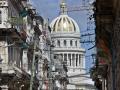 Imagen del Capitolio de La Habana desde las calles