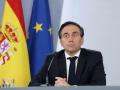 El ministro de Asuntos Exteriores, Unión Europea y Cooperación, José Manuel Albares, durante la rueda de prensa tras la celebración del Consejo de Ministros en el Palacio de la Moncloa, a 24 de marzo de 2026, en Madrid (España). El Consejo de Ministros ha aprobado hoy la modificación del Real Decreto 1277/2003, de 10 de octubre, por el que se establecen las bases generales sobre autorización de centros, servicios y establecimientos sanitarios, para limitar la práctica asistencial a profesionales con la titulación y competencias adecuadas.

Marta Fernández / Europa Press
24/3/2026