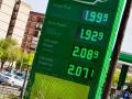 Los precios de los carburantes aflojan menos de lo previsto