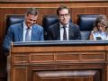 El presidente del Gobierno, Pedro Sánchez, el vicepresidente y ministro de Economía, Carlos Cuerpo, y la vicepresidenta segunda y ministra de Trabajo, Yolanda Díaz, durante una sesión plenaria en el Congreso