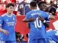 Vinicius Jr. (d) celebra su gol durante el partido de la jornada 37 de LaLiga