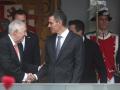 (Foto de ARCHIVO)
(D-I) El presidente del Gobierno, Pedro Sánchez, y el presidente del Tribunal Constitucional, Cándido Conde Pumpido,durante el acto solemne de homenaje a la bandera nacional y desfile militar por el 12 de octubre, Día de la Hispanidad, en la Plaza de Cánovas del Castillo, a 12 de octubre de 2025, en Madrid (España). Los actos comienzan con el izado de bandera y van seguidos del homenaje a los que dieron la vida por el país. Posteriormente, comienzan los desfiles militares aéreos y terrestres. En total, 3.847 efectivos de las Fuerzas Armadas, las Fuerzas y Cuerpos de Seguridad del Estado y otras instituciones del Estado participarán en el desfile, junto a 229 caballos, 6 perros, 45 aviones y 29 helicópteros.

Eduardo Parra / Europa Press
12 OCTUBRE 2025;DESFILE MILITAR;DÍA DE LA HISPANIDAD
12/10/2025