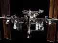 La Estación Espacial Internacional aparece en una fotografía tomada desde la cápsula Crew Dragon Endeavour de SpaceX durante un sobrevuelo el 8 de noviembre de 2021