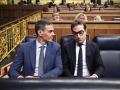El presidente del Gobierno, Pedro Sánchez, y el vicepresidente y ministro de Economía, Carlos Cuerpo