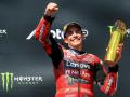 BRNO (Czech Republic), 21/06/2026.- Spanish MotoGP rider Marc Marquez of Ducati Lenovo Team celebrates on the podium after winning the Motorcycling Grand Prix of the Czech Republic at the Masaryk Circuit in Brno, Czech Republic, 21 June 2026. (Motociclismo, República Checa) EFE/EPA/MARTIN DIVISEK