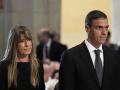 Pedro Sánchez y Begoña Gómez durante la misa del Papa en la Sagrada Familia