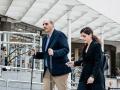 Barrabés saliendo de los juzgados de Plaza de Castilla.