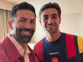 Ferran Torres con su peluquero, Fernando Díaz