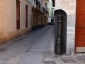 Un guardacantón en Cádiz