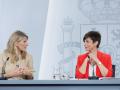 La ministra de Vivienda, Isabel Rodríguez, y la vicepresidenta segunda y ministra de Trabajo, Yolanda Díaz