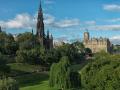 The Balmoral, al fondo, el hotel de Edimburgo donde se escribió el final de "Harry Potter"