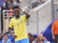Vinicius reacciona durante el partido entre Brasil y Noruega del Mundial