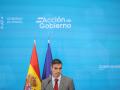 El presidente del Gobierno, Pedro Sánchez, comparece ante los medios en el Complejo de la Moncloa