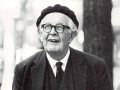 El biólogo y padre de la psicología evolutiva Jean Piaget