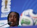 Yan Diomande de Costa de Marfil habla en una rueda de prensa este lunes, en Dallas