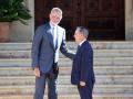 El Rey Felipe VI junto al presidente de Ceuta Juan Jesús Vivas