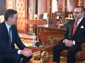 El presidente del Gobierno español, Pedro Sánchez, es recibido por el Rey de Marruecos, Mohamed VI, en 2024