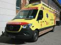 Foto de archivo de una ambulancia de soporte vital básico