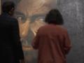 Dos personas pasan ante la 'Cabeza colosal' de Zurbarán en la National Gallery