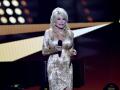 Dolly Parton durante la 57 edición de los Premios de la Academia de la Música Country en Las Vegas