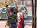 Imagen de la detención de la Guardia Civil al matrimonio en Alicante