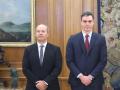 El exministro de Justicia,Juan Carlos Campo y el presidente del Gobierno, Pedro Sánchez, en una imagen de 2020